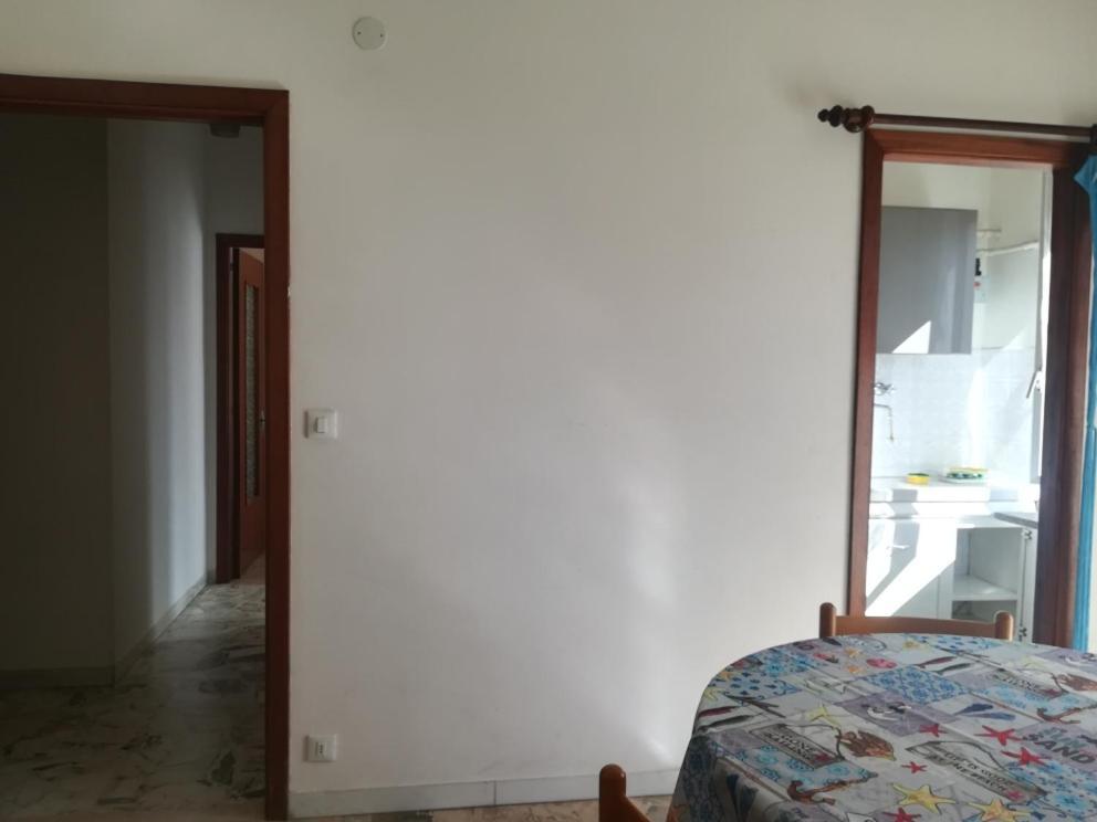Residence Villa Carmen fronte mare a 50 mt Pietra Ligure Esterno foto